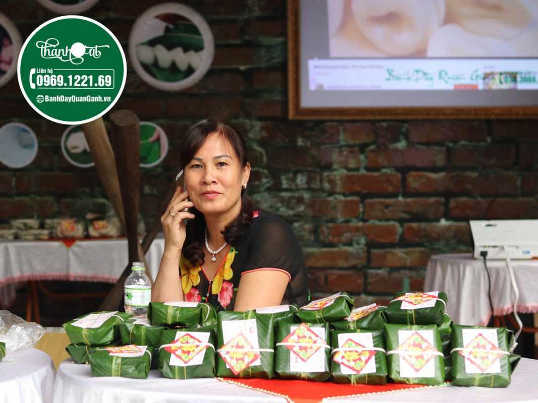 chi ut cung banh gia quan ganh tai le hoi van hoa am thuc ha noi01 1 1200x900 1